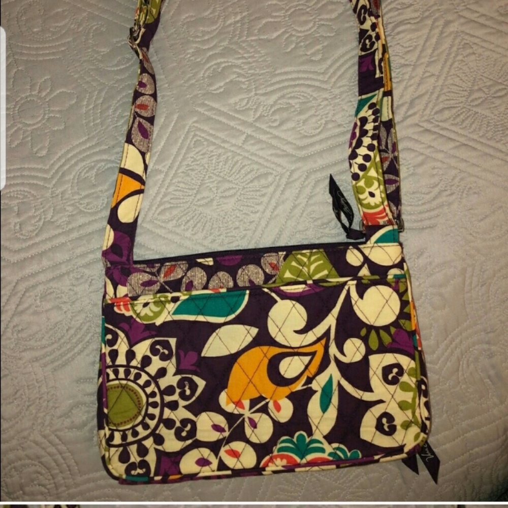 Vera Bradley crossbody purse